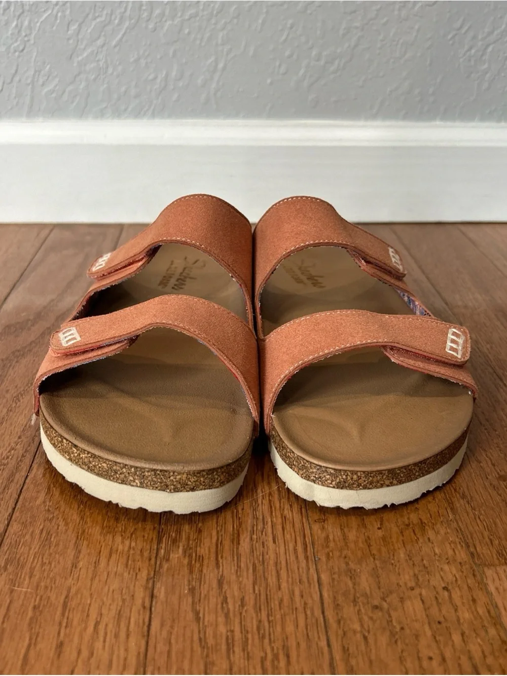 Skechers Fresh Spirit Sandals Slides Luxe Foam Women’s Size 7 Coral